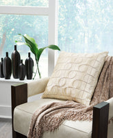 Warmstead Furniture - Ashley Furniture - Kydner Pillows - Pillow (4/CS) / Black/Silver - A1001108